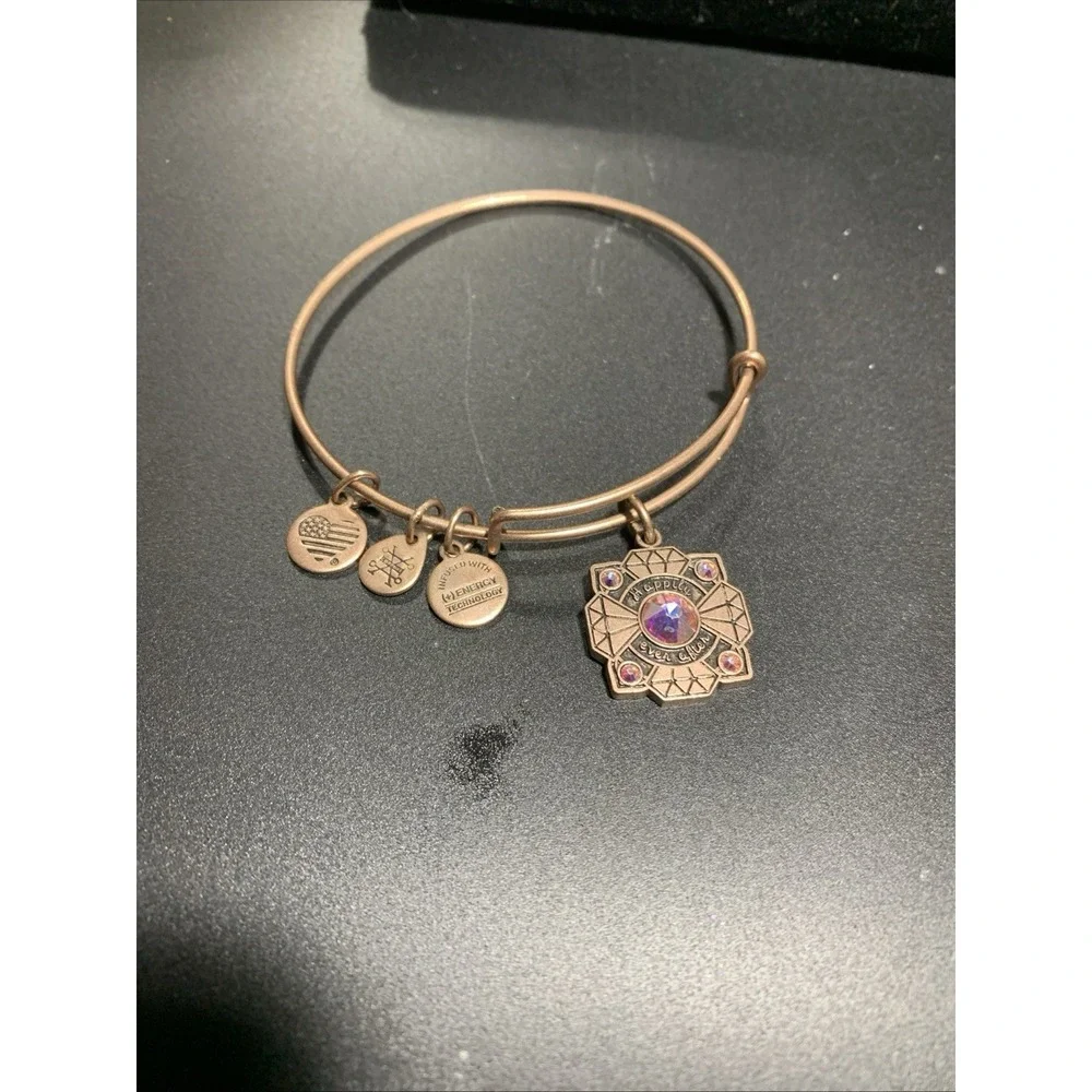 ALEX & ANI 